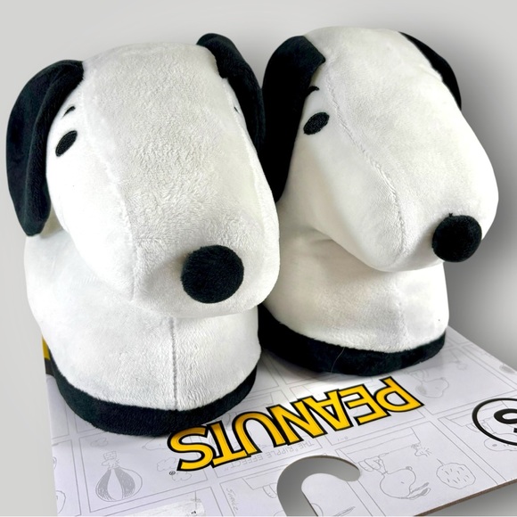 SNOOPY Peanuts Charlie Brown Slippers Winter Dog Sz Adult Small - Picture 2 of 7